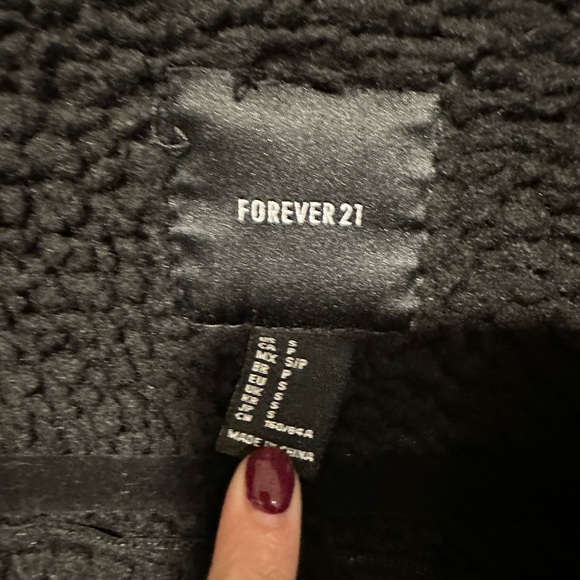 Forever 21 Faux Leather Moto Jacket, Sherpa Lined - XS - Picture 4 of 6